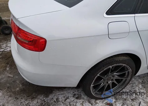 2013 Audi A4 2.0T Premium z USA, uszkodzony, nr VIN WAUBFAFLXDN012872